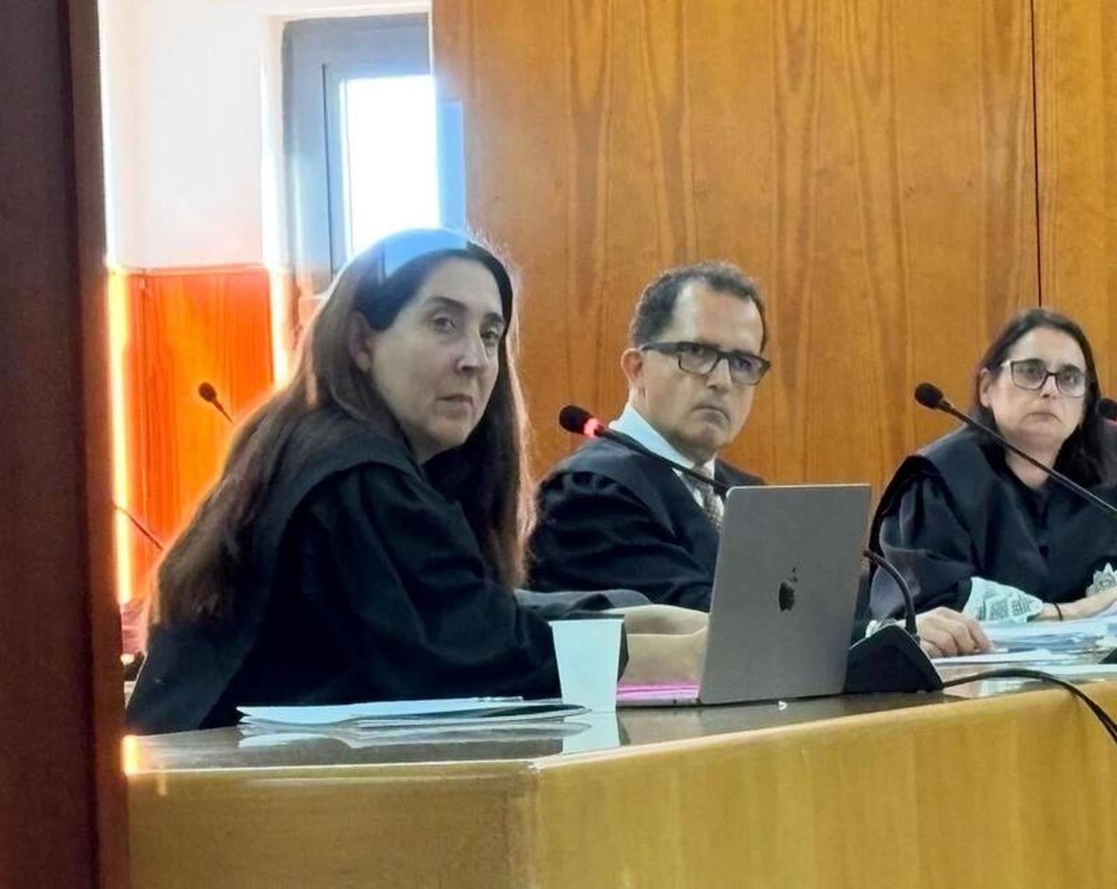 La abogada del acusado, Inmaculada Guil, este martes durante el juicio. / FOTO J.I.M.