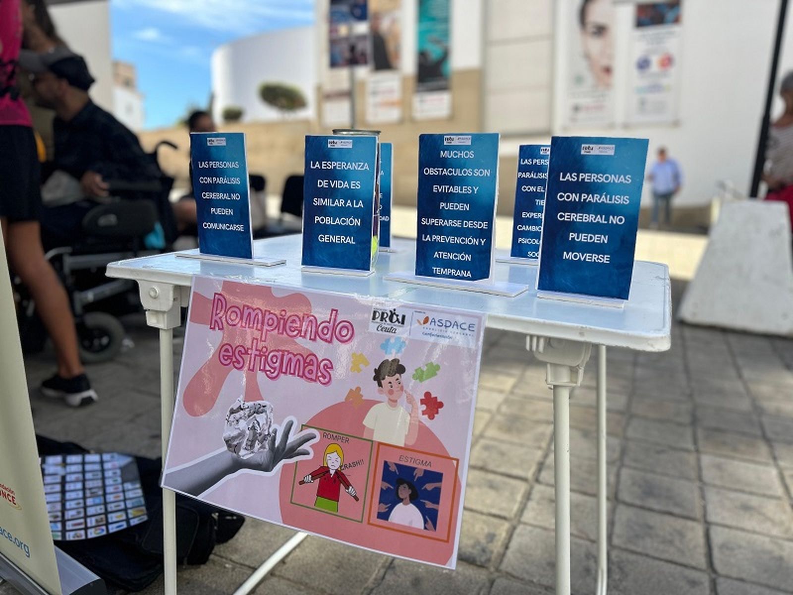 Actividad stand PROI Ceuta | FOTO E.A.Z.