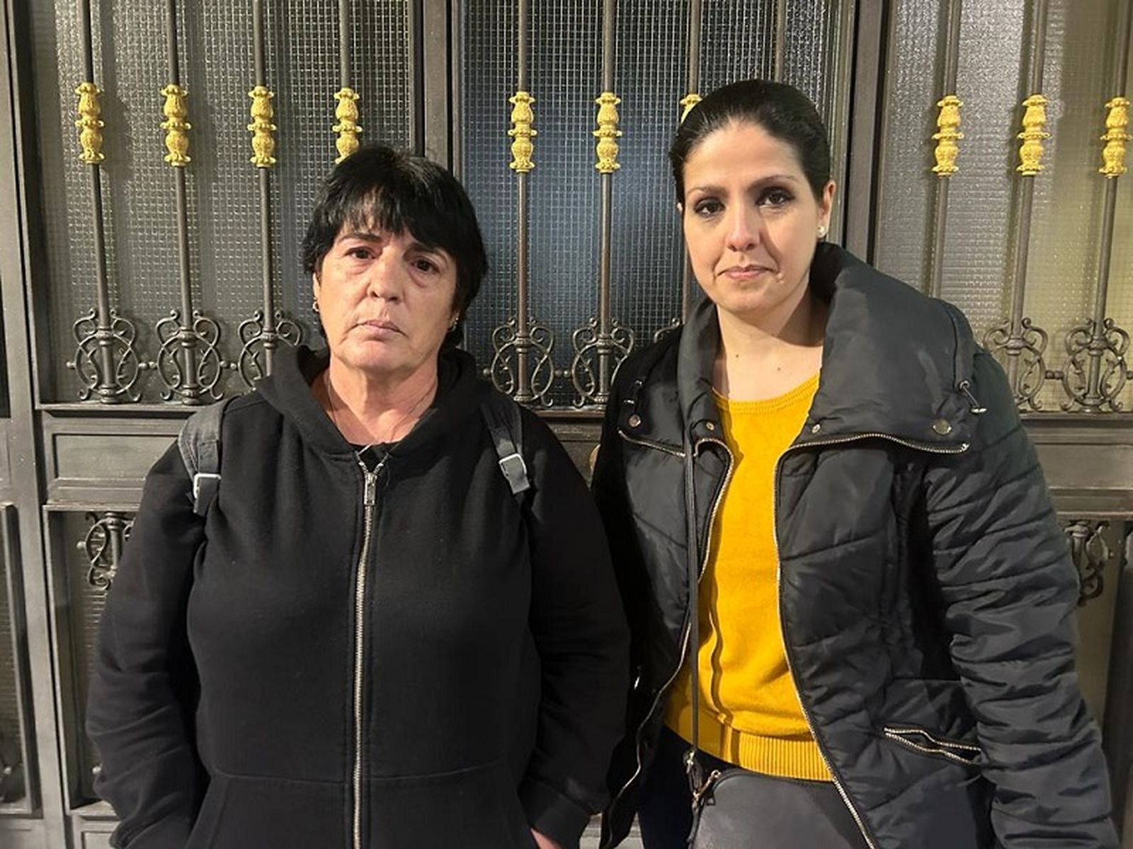 De izquierda a derecha: la presidenta del Comité de Empresa de Gerón, Carmen Recio, junto a la secretaria de Acción Sindical de CCOO de Ceuta, Claudia González, en una foto de archivo. / FOTO G.S.