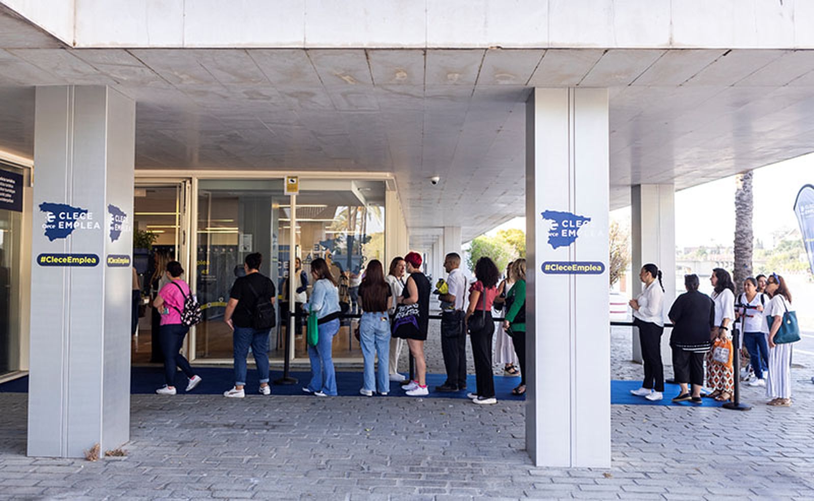 Acceso a la feria organizada por Clece/FOTO CEDIDA