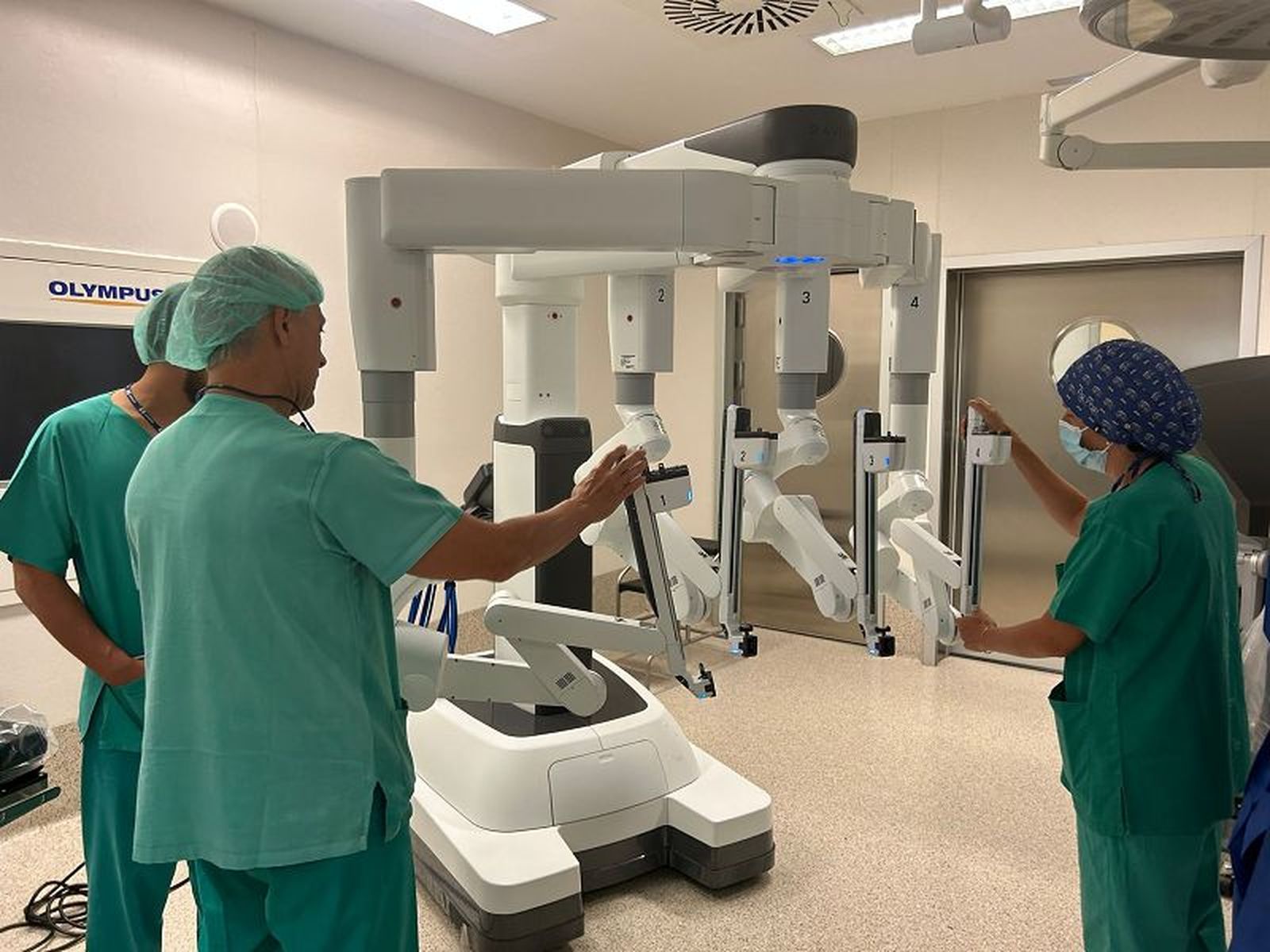 El sistema robótico Da Vinci/FOTO EL PUEBLO