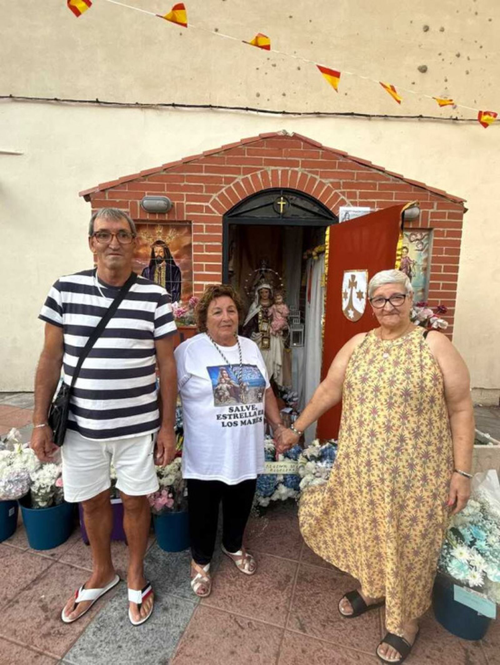 9496_ofrenda-virgen-carmen-poligono-ceuta-13
