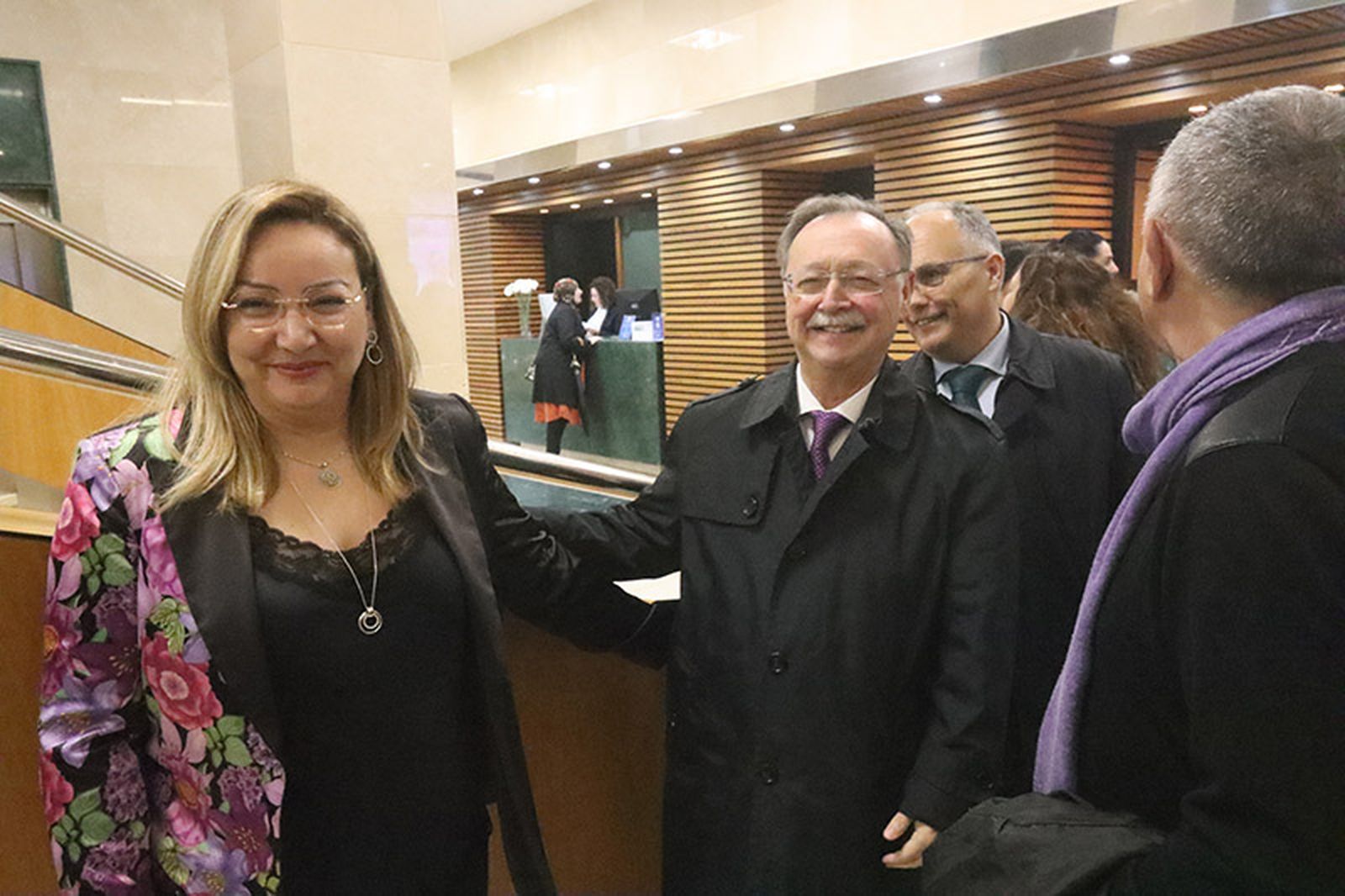 Aparicio, junto al presidente de la Ciudad, Juan Vivas, y el secretario general de UGT, José Álvarez/FOTO REDUAN