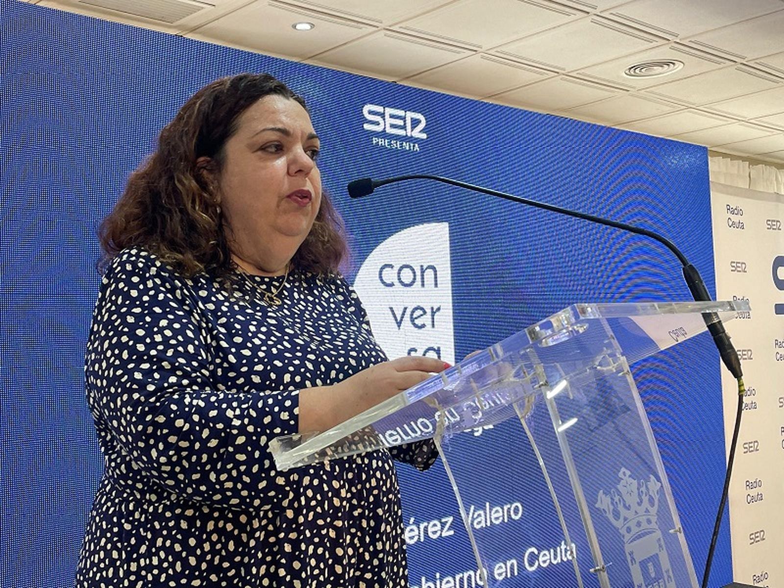 La delegada del Gobierno, Cristina Pérez, durante la clausura del acto organizado por la Cadena SER. / FOTO REDUAN