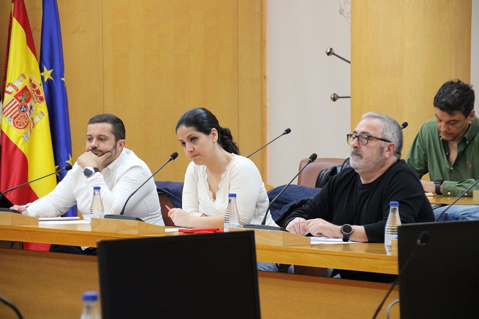 Representantes de CCOO Ceuta, en el medio Claudia González, de Acción Sindical | FOTO CEDIDA CCOO