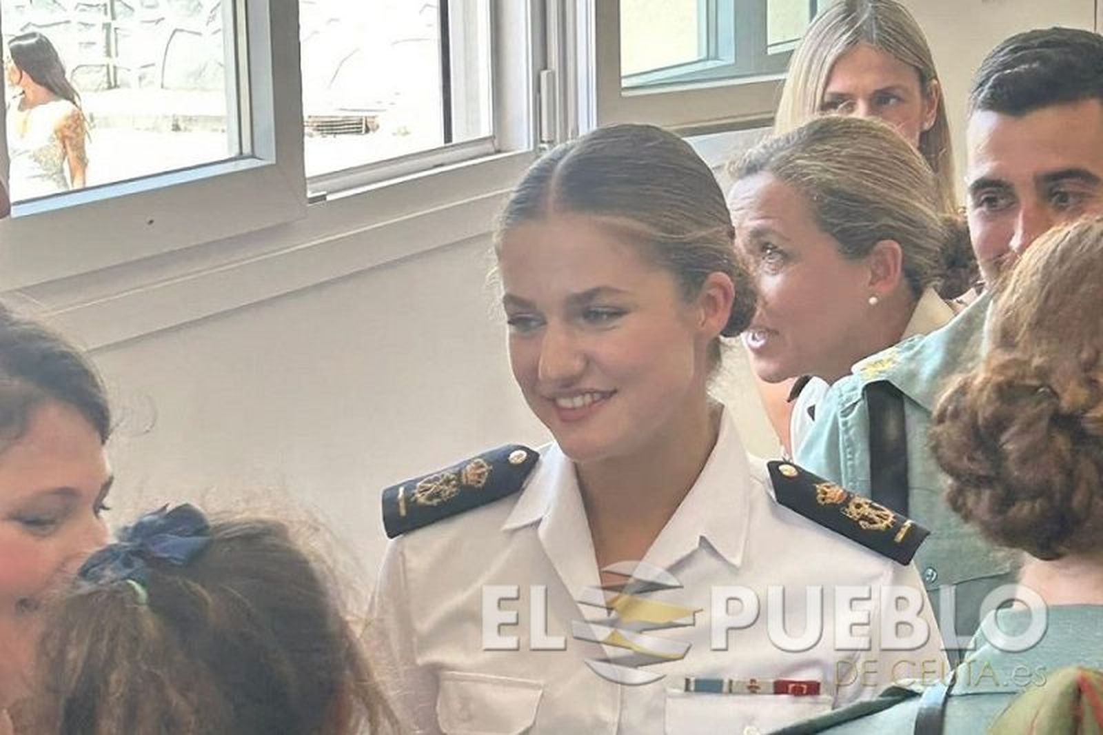 La Princesa Leonor durante su visita al acuartelamiento García Aldave de Ceuta, este sábado. / FOTO S.D.A.