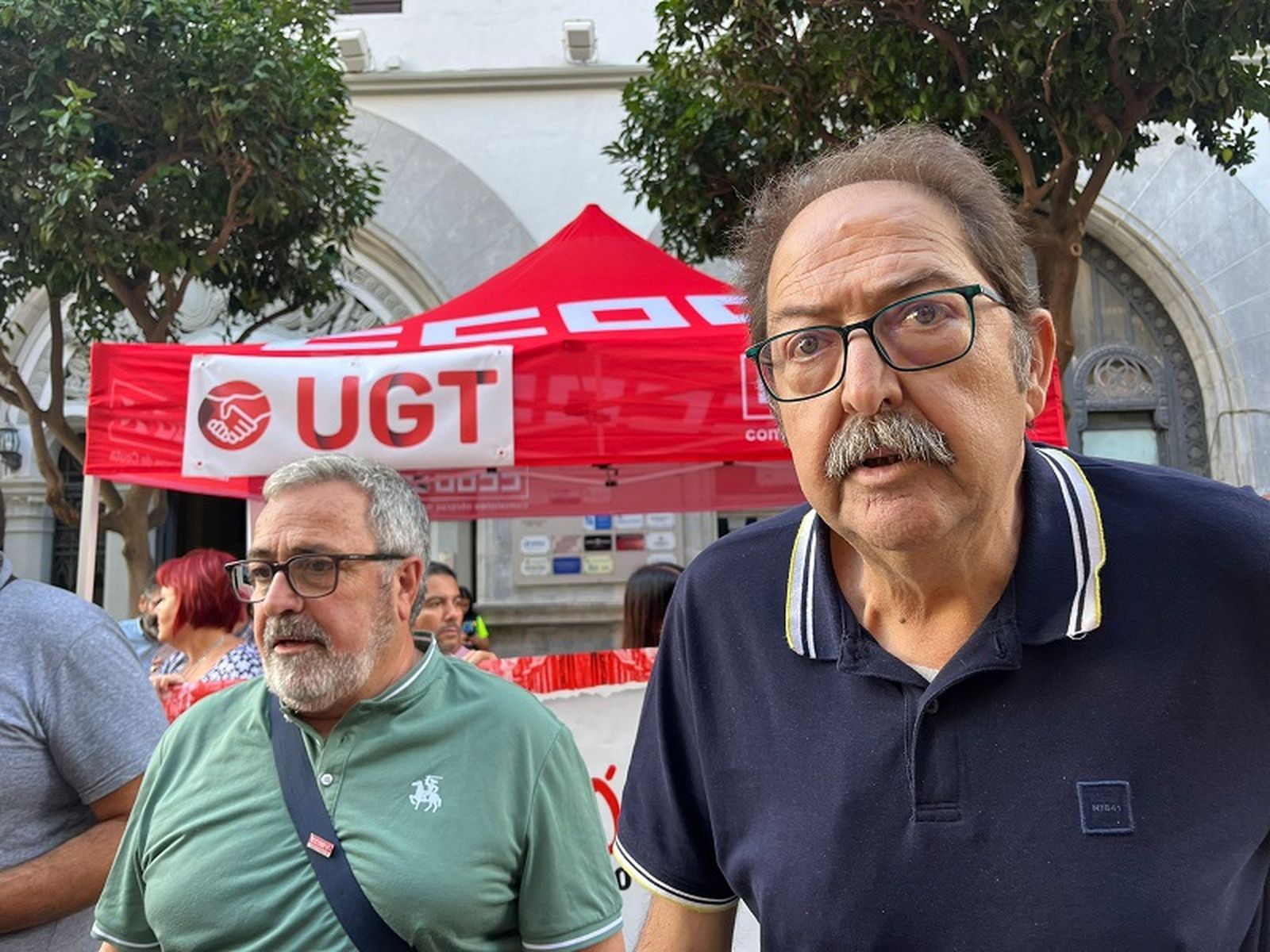 De izquierda a derecha: Emilio Postigo y Juan Carlos Pérez./ FOTO C.L.