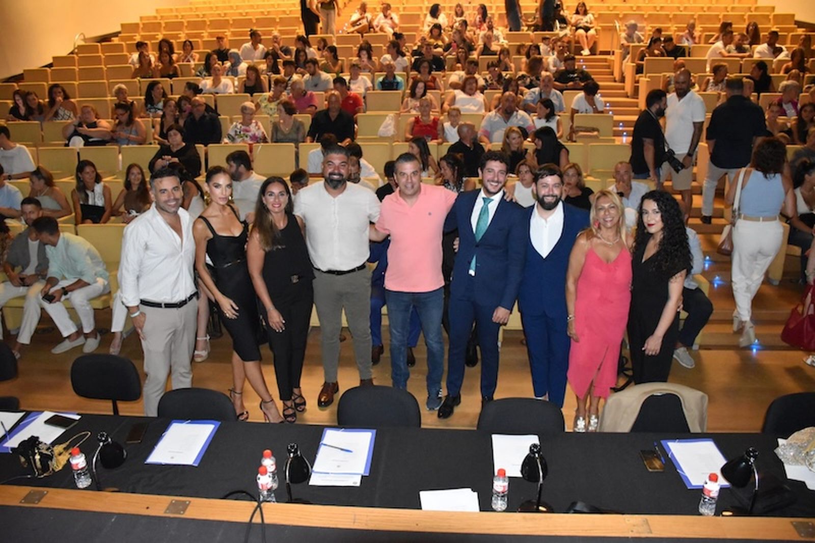 Jurado y público./ FOTO NICOL'S