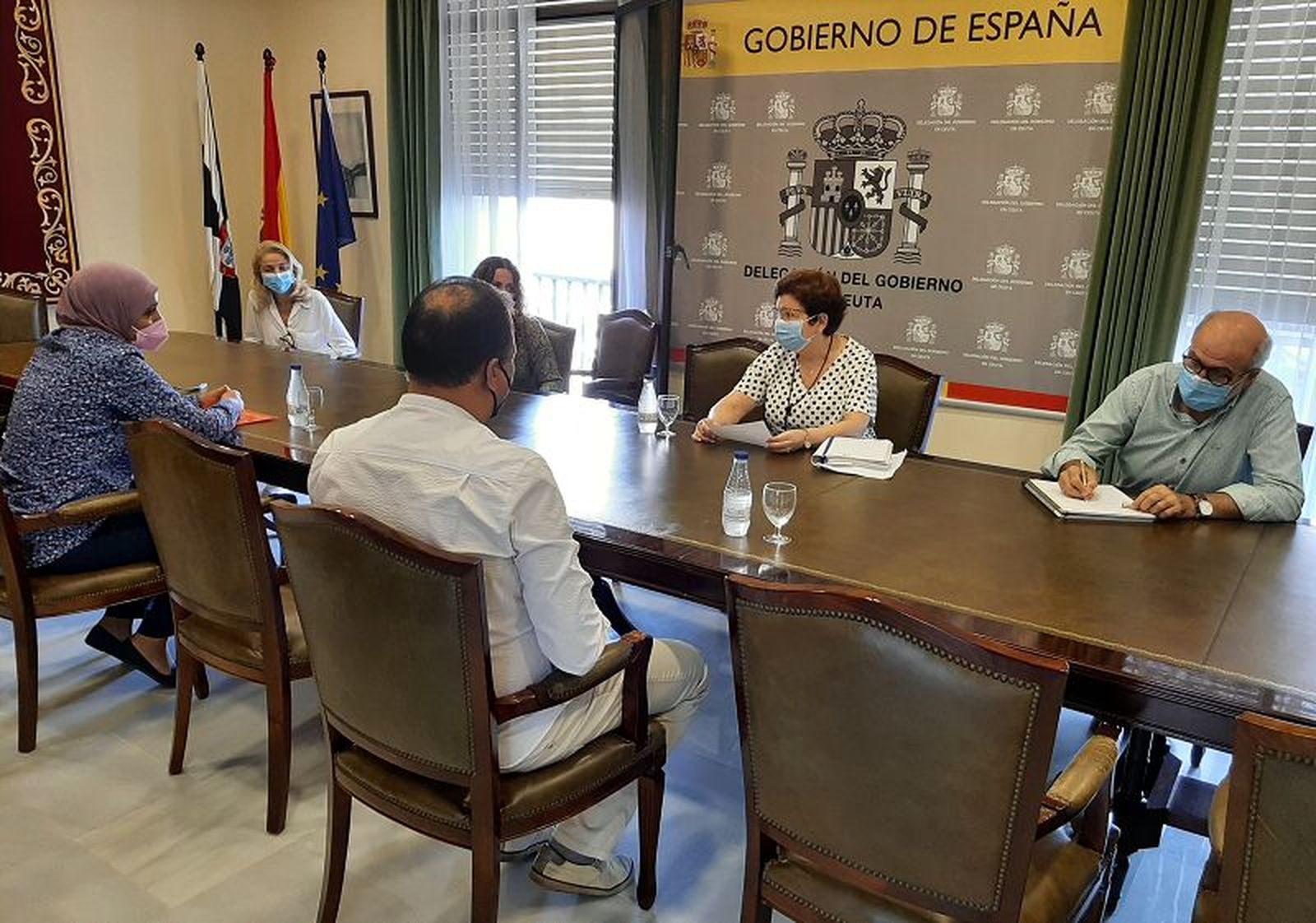Durante la reunión. / FOTO CEDIDA