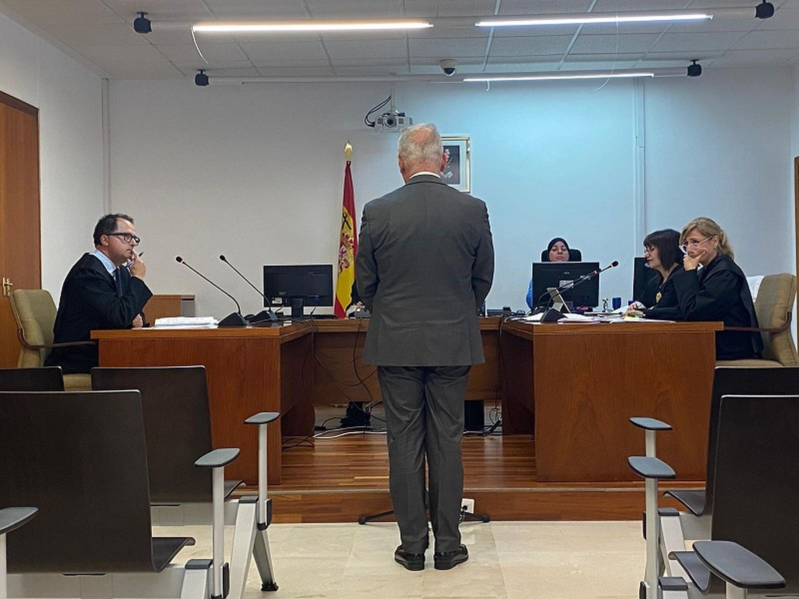 M.B. frente al tribunal. / FOTO S.C.