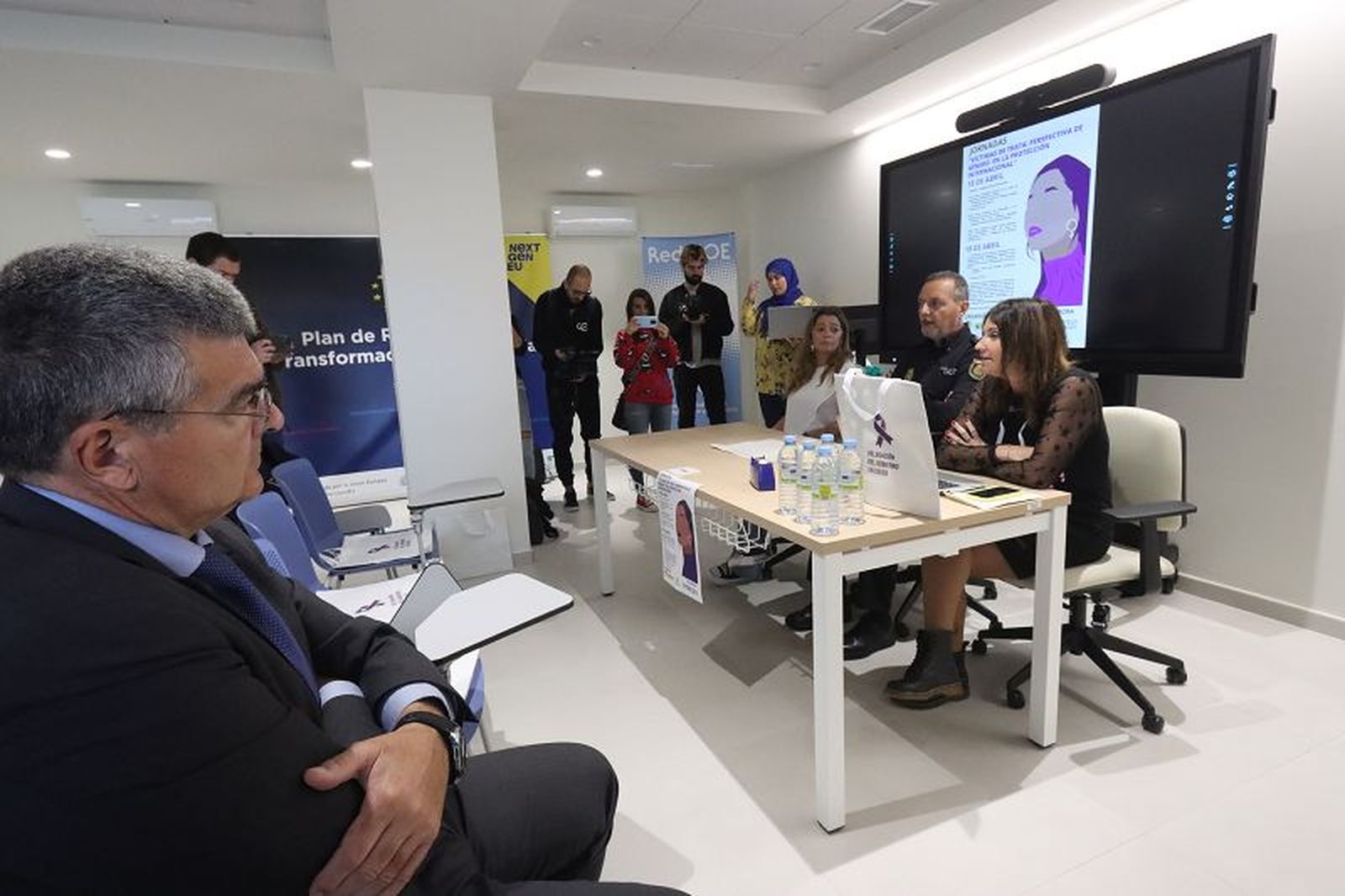 Las primeras jornadas organizadas por la Unidad de Coordinación contra la Violencia sobre la Mujer de la Delegación del Gobierno en Ceuta: ‘Víctimas de trata: perspectiva de género en la protección internacional&rs