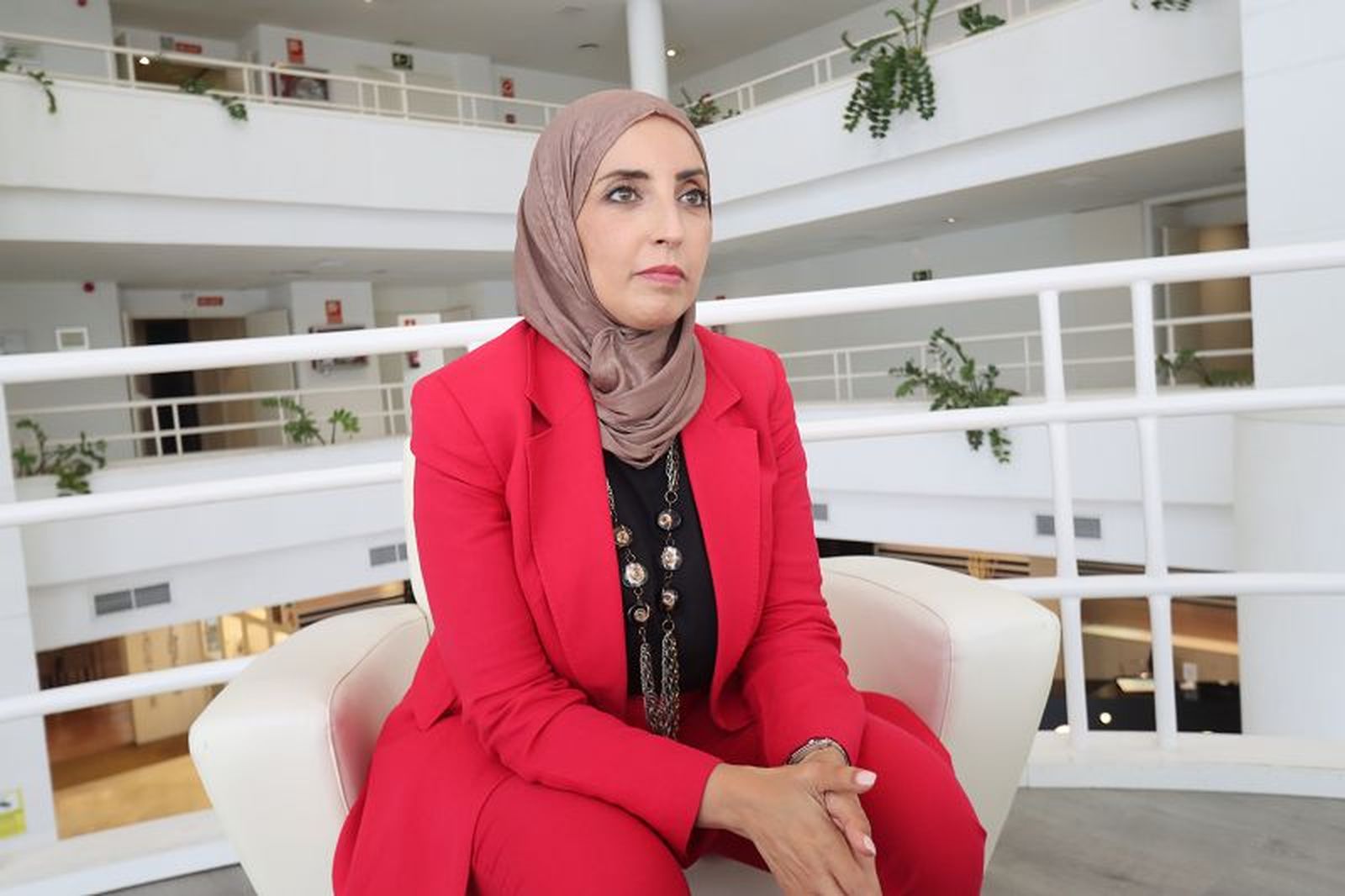 La presidenta del MDyC, Fatima Hamed, durante una entrevista con El Pueblo en el Hotel Puerta de África. / FOTO REDUAN
