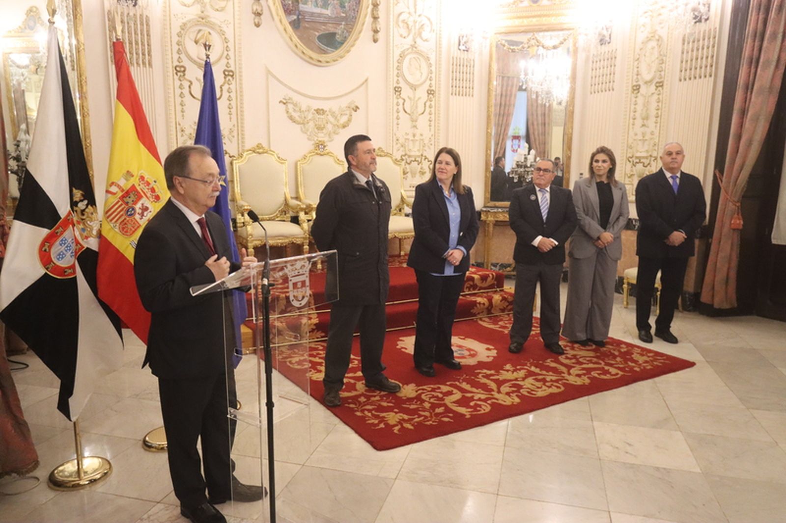 El presidente Vivas se dirige a los invitados/FOTO REDUAN