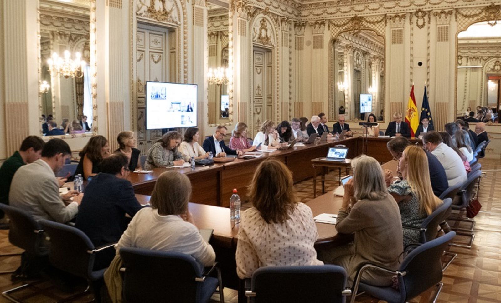 FOTO MINISTERIO VIVIENDA