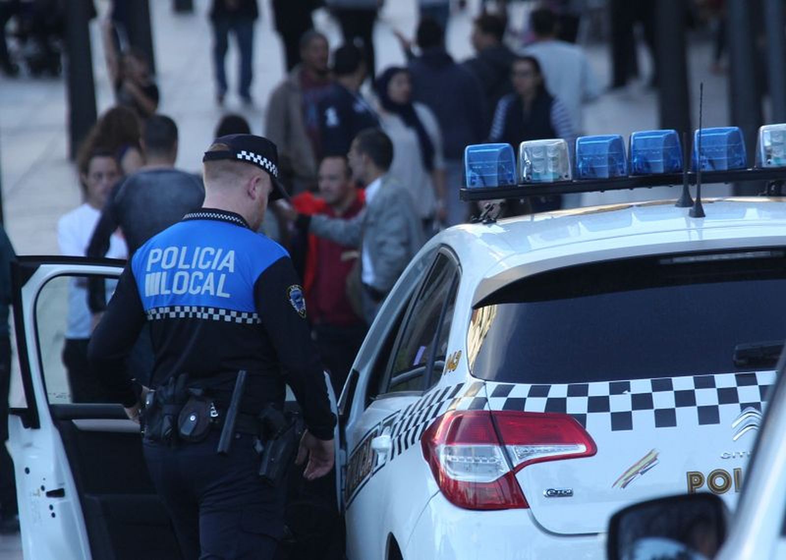 9675_policia-loacal_0014