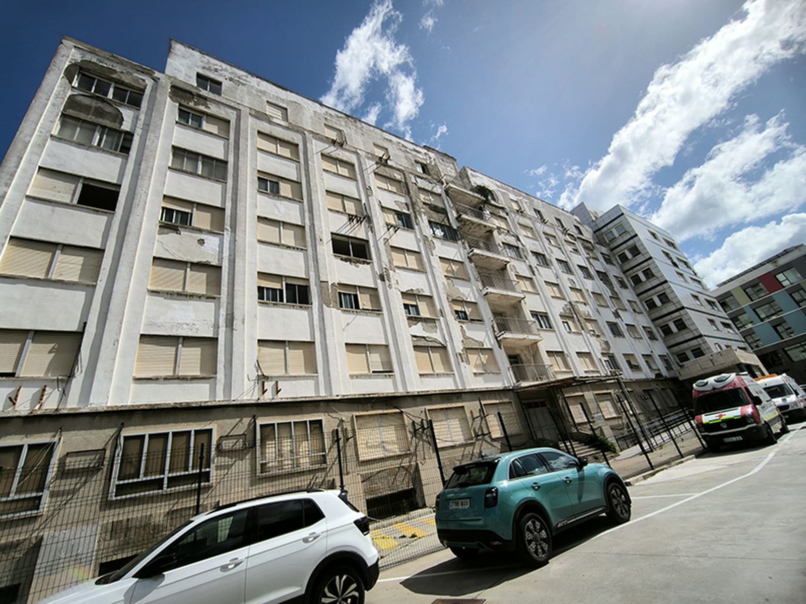 El inmueble permanece sin uso desde hace quince años/FOTO NICOL'S