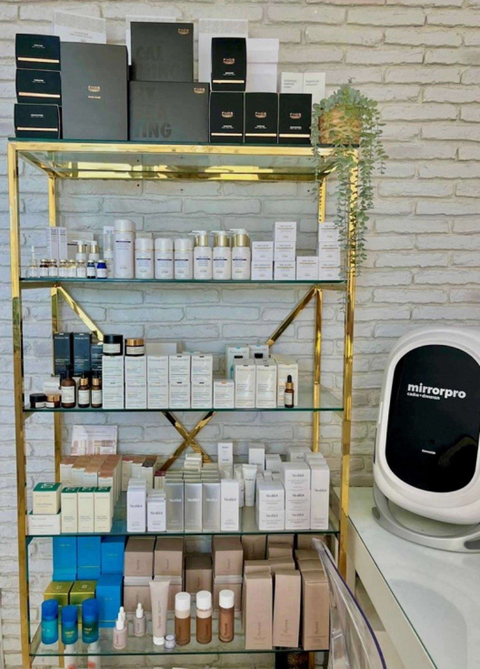 Naual dispone de un amplio abanico de líneas de cuidado faciall. | FOTO C.L.