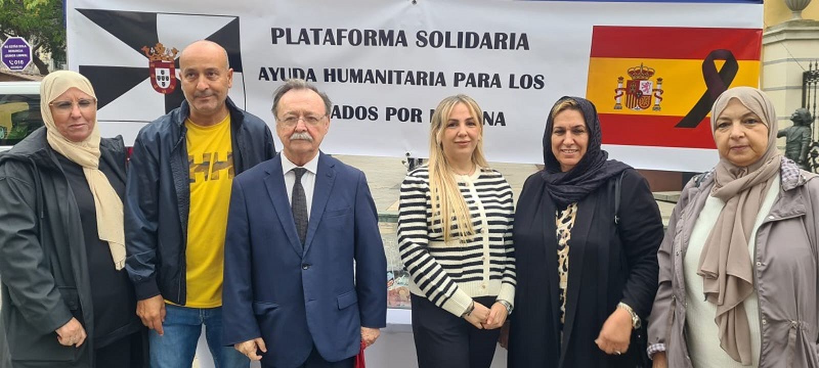 El presidente Vivas ha pasado a agradecer a la Plataforma Solidaria su colaboración | FOTO CEDIDA