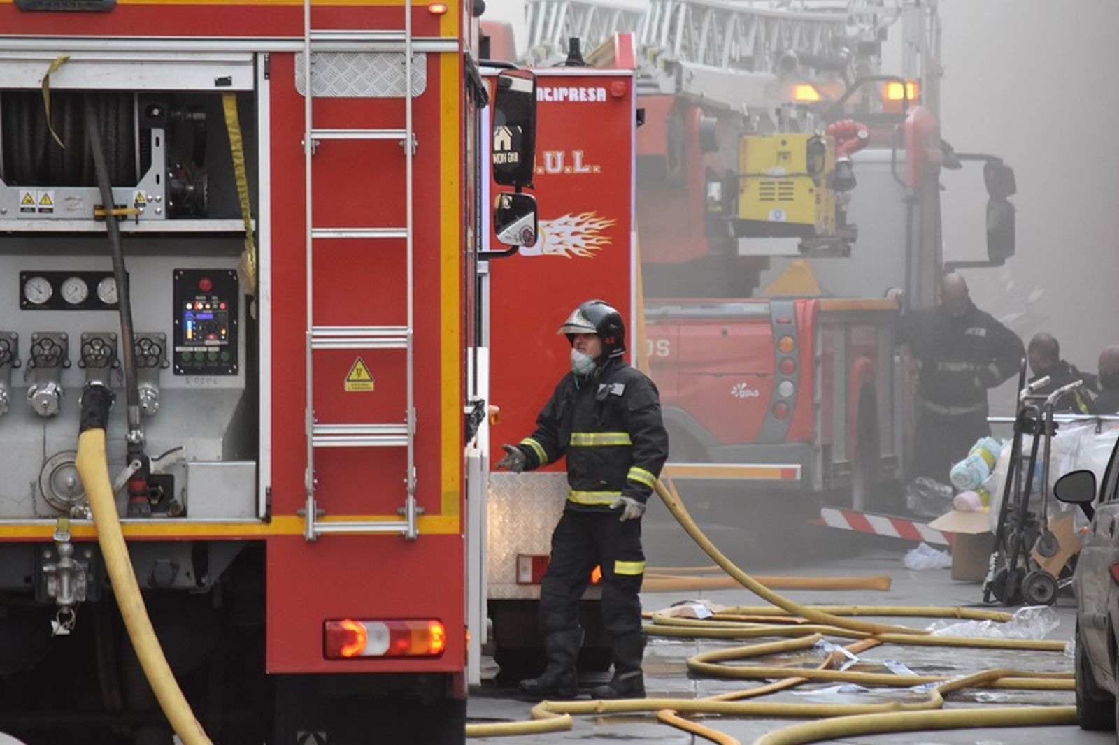 3762_6345_8636_8580_2