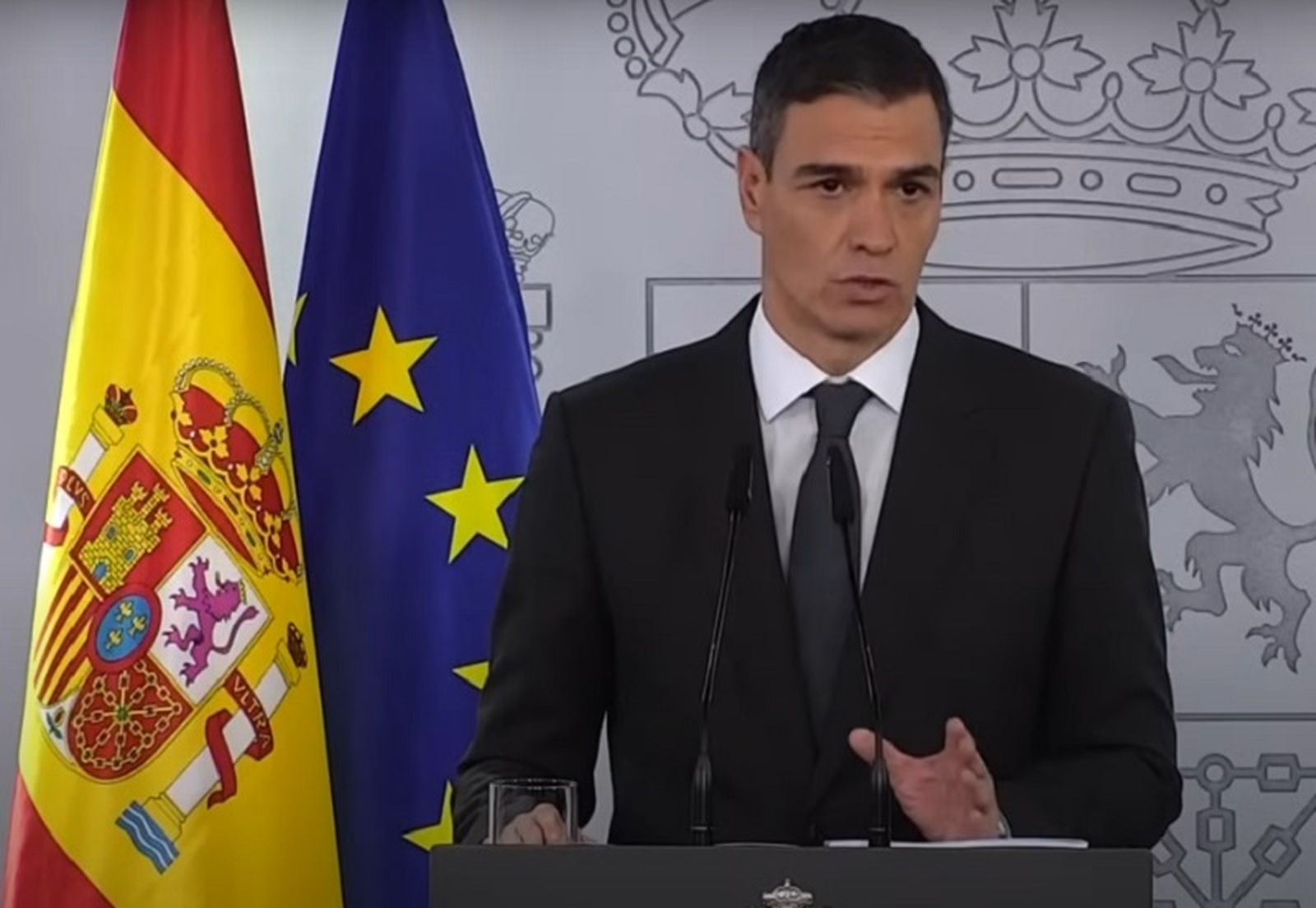Pedro Sánchez comparece tras el Comité de crisis para el seguimiento de los efectos de la DANA | FOTOGRAMA DIRECTO MONCLOA