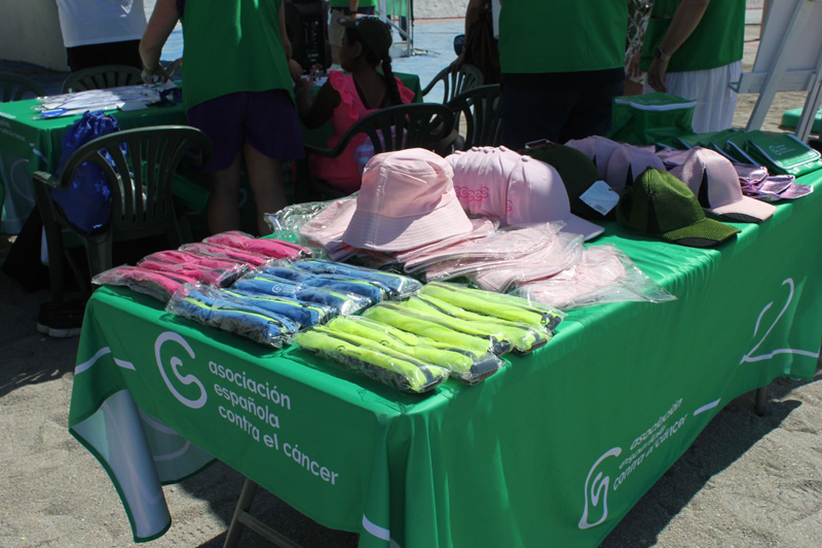 El cambio climático eleva los riesgos de cáncer de piel y obliga a extremar la protección solar. / FOTO S.C.