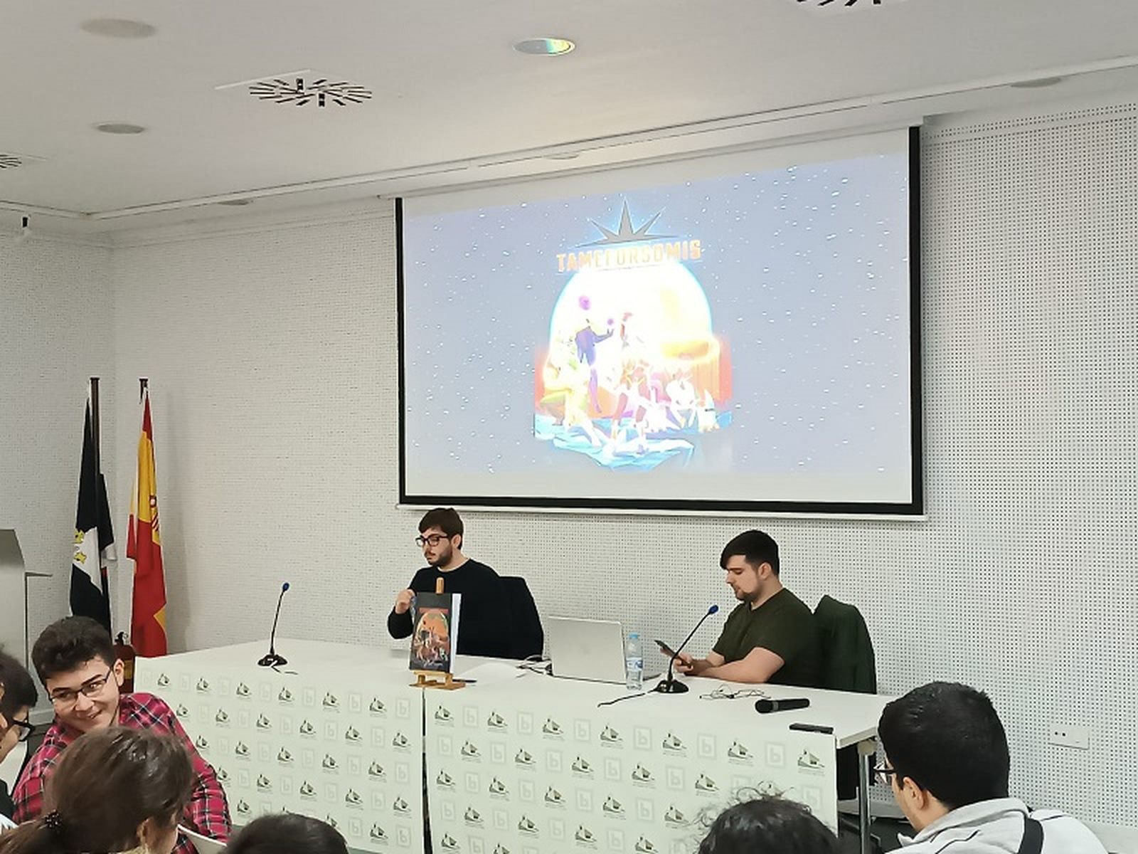 Un instante de la presentación de este jueves. / FOTO D. VICENTE