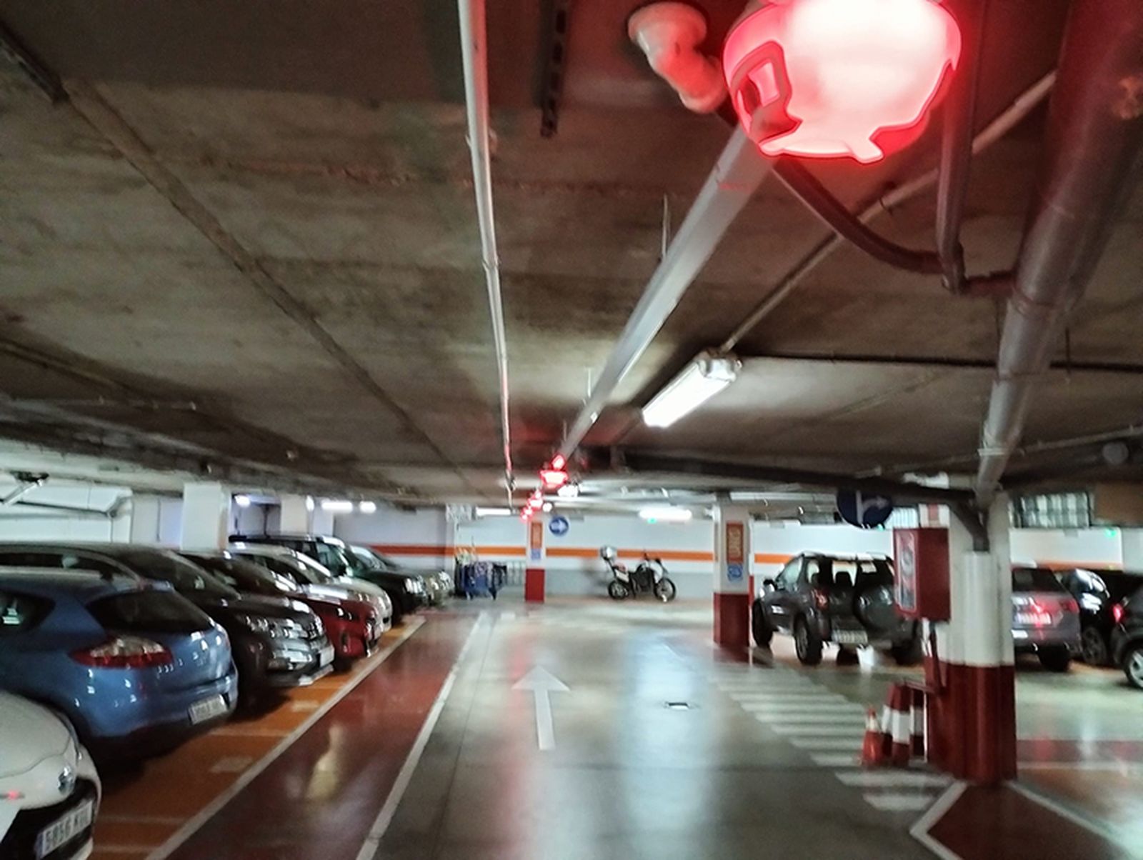 Interior del parking de la Plaza de los Reyes/FOTO EL PUEBLO