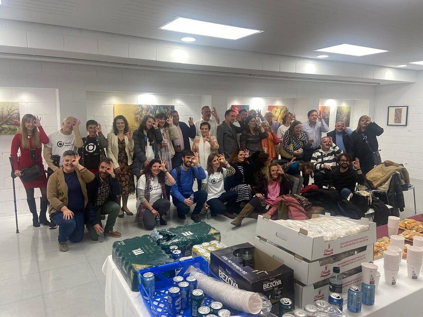 Compañeros de la Asociación "Objetivo Diagnóstico", donde Pacheco ha encontrado un hogar./ FOTO CEDIDA