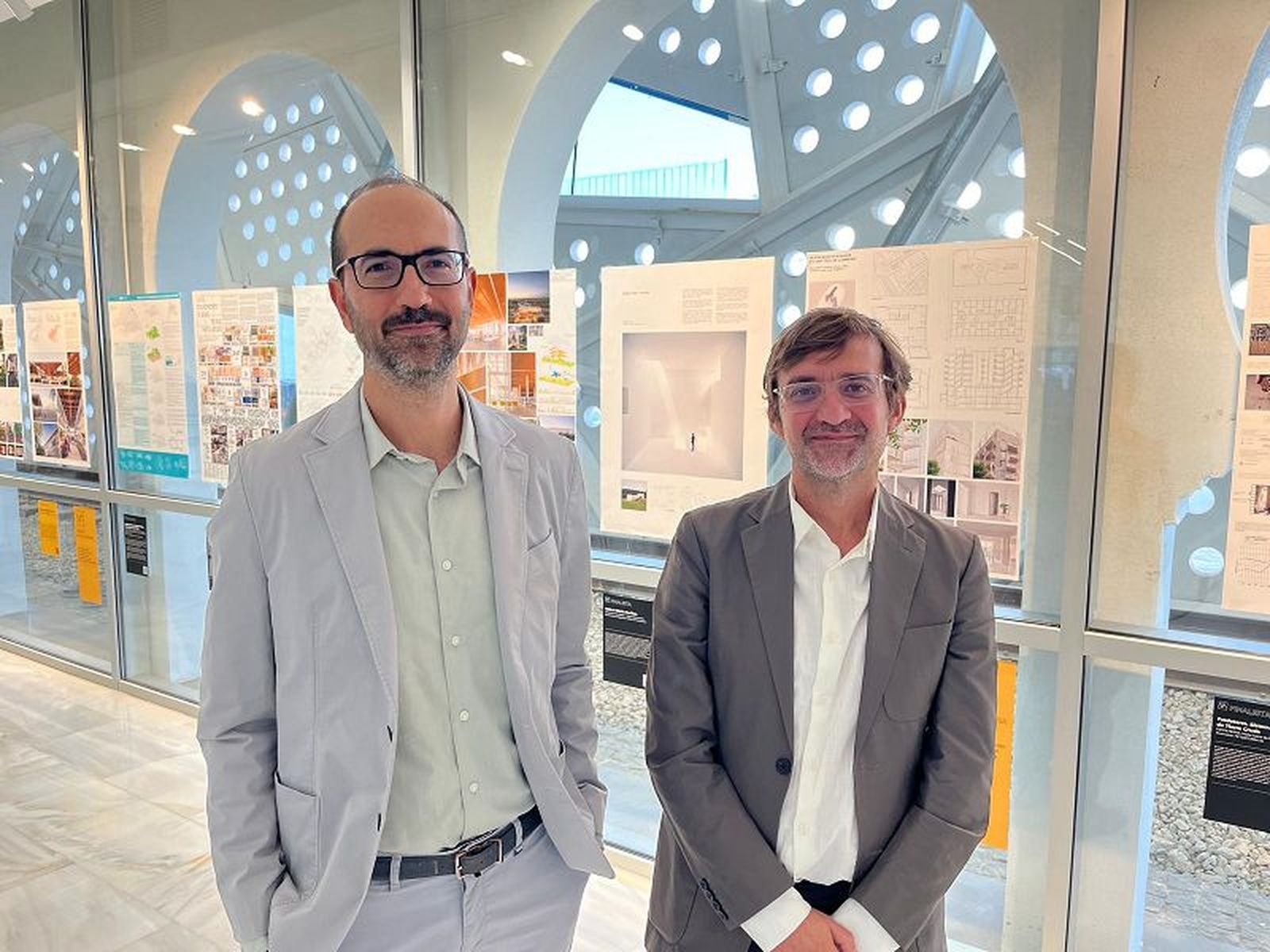 Vincent Morales Garoffolo (izda.) y Juan Antonio Sánchez Muñoz, fundadores de KAUH (arquitectura y paisajismo)./ FOTO J.A.G.