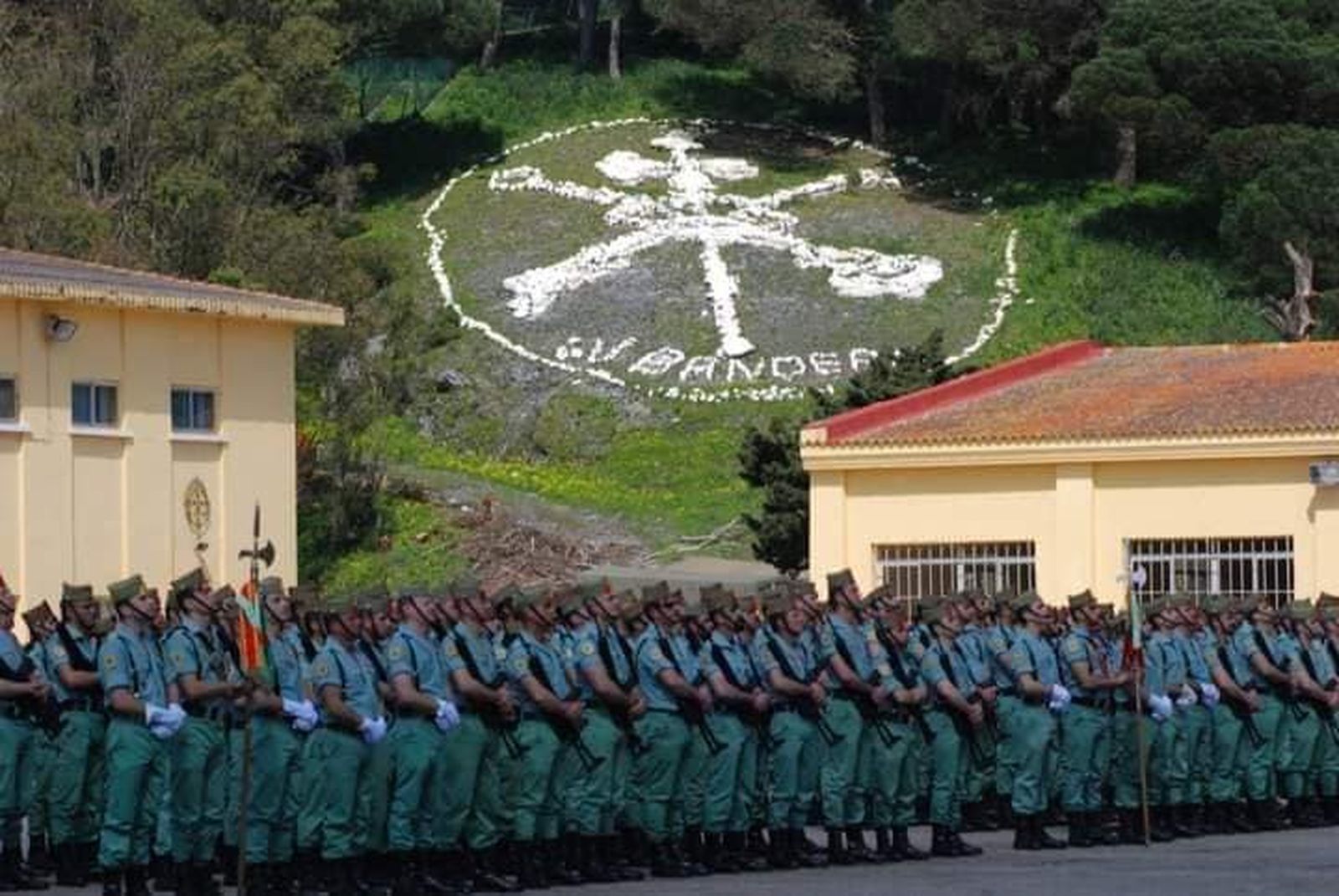 2750_formacion-cuarta-y-escudo