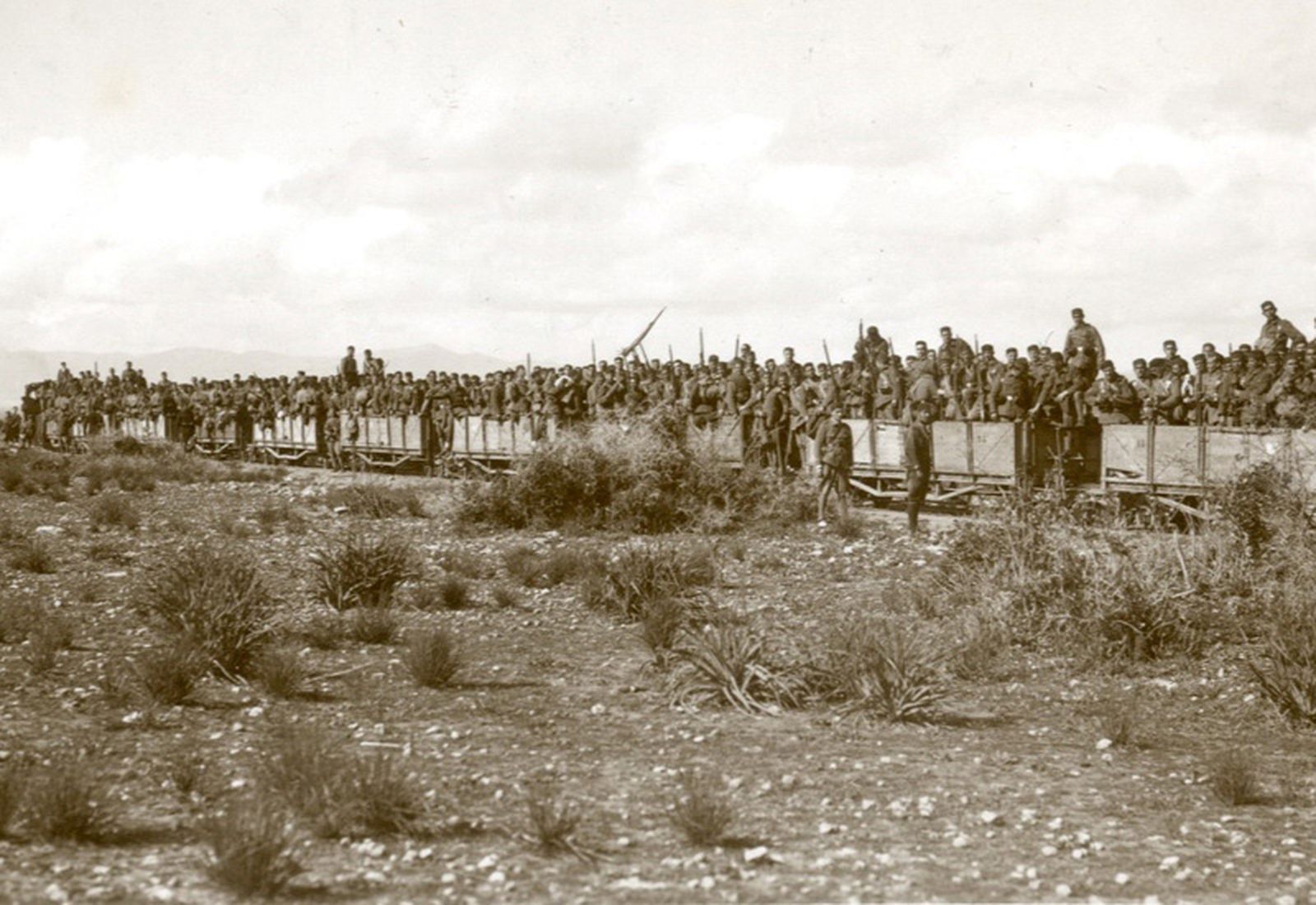 Transporte de tropas en marruecos 1927. / ARCHIVO IHCM