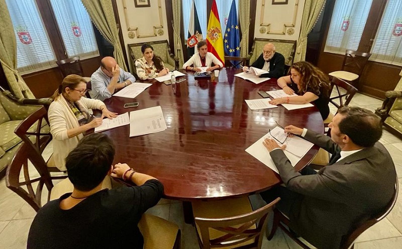 803_comision_medallas_autonomia-web