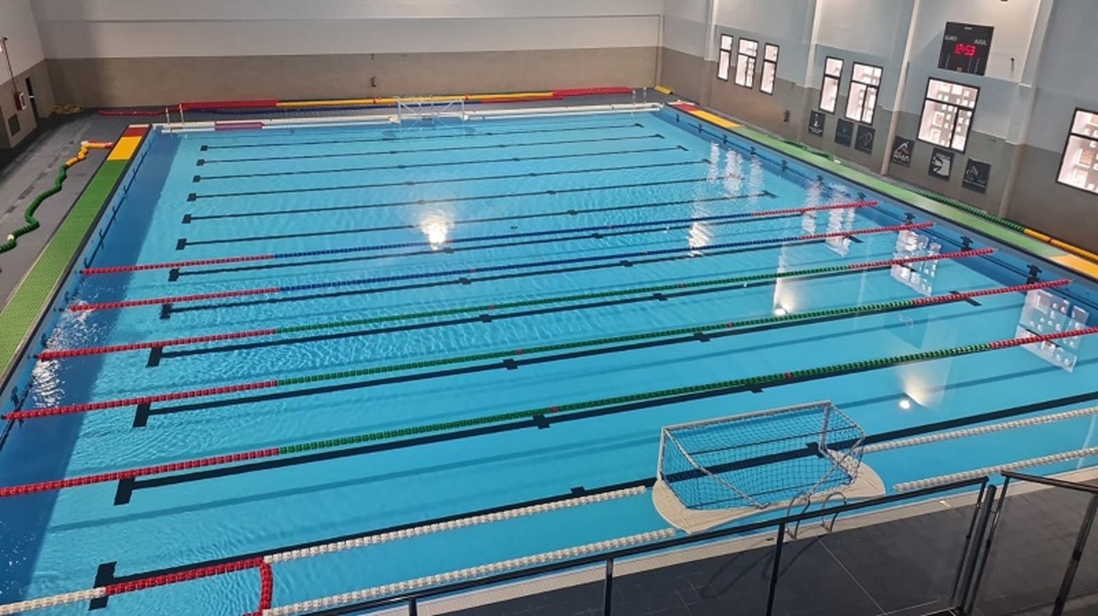 Los usuarios podrán hacer uso de la piscina del ‘Díaz-Flor’ y del ‘Guillermo Molina’. / FOTO ICD