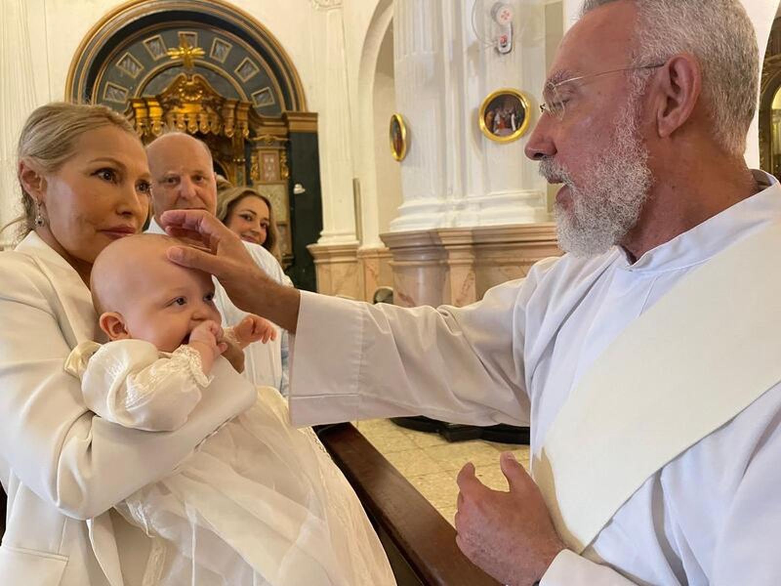 3682_bautizo-pelayo-alexander-7