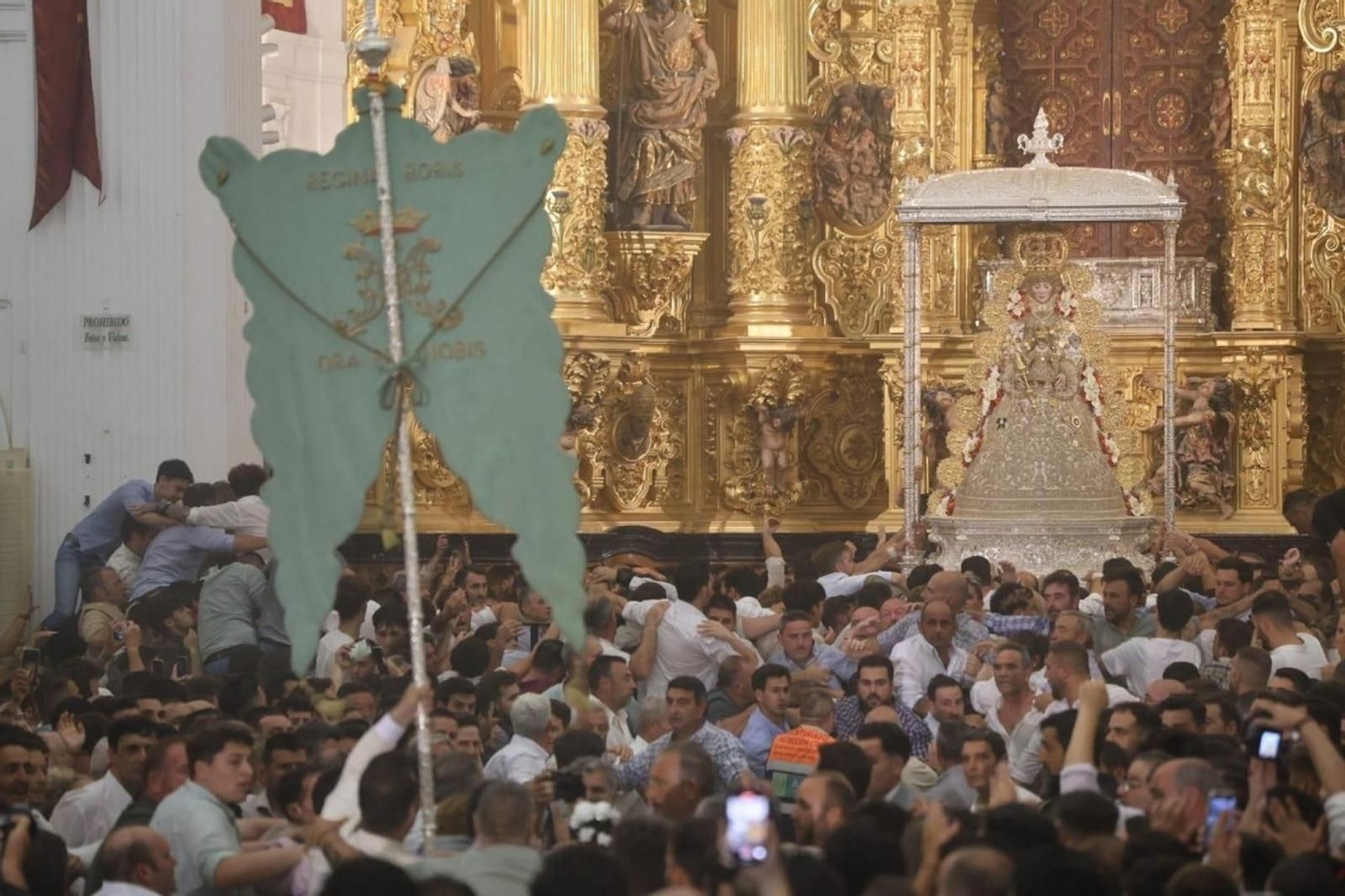 7974_e91c0ab1-67d7-4e1f-b823-f5039c718c14_source-aspect-ratio_1600w_0