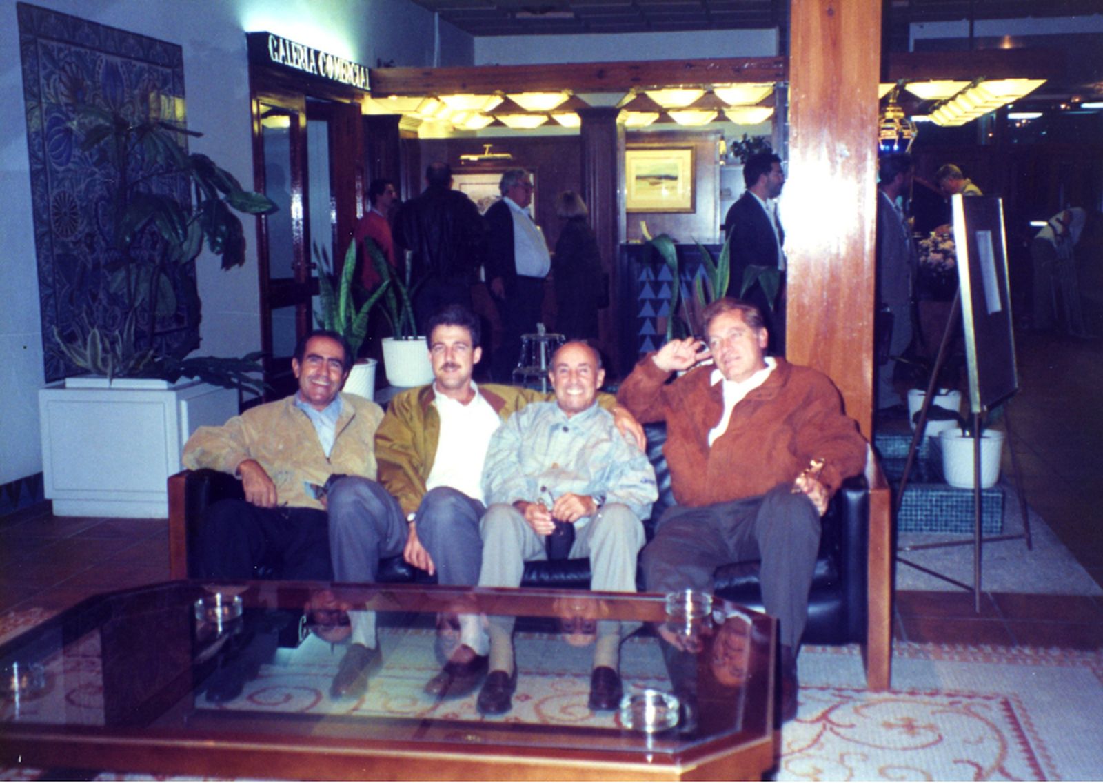 José Luis Olcina, José Juan Ramírez, César Manrique y Juan Alfredo Amigó en un viaje a Ceuta en 1991. Foto: Fundación César Manrique
