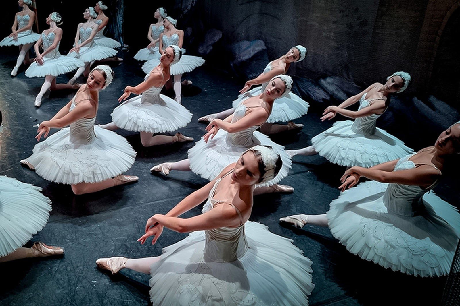 Representación del "Lago de los cisnes" por la International Ballet Company/ FOTO I.B.C.