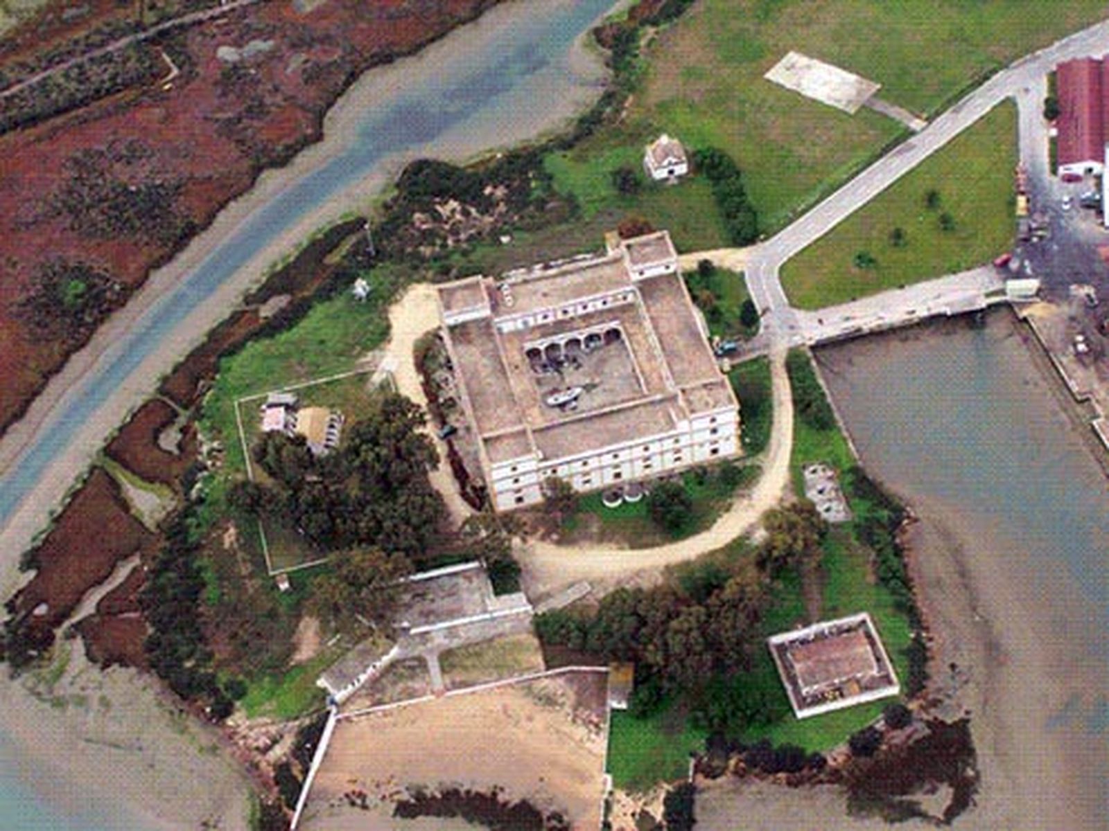 Penal de las Cuatro Torres, San Fernando (Cádiz). / FOTO CEDIDA